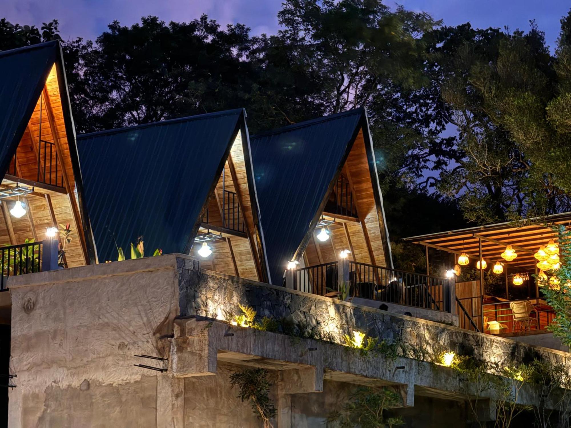 Sundown Lake Hotel & Spa Habarana Luaran gambar