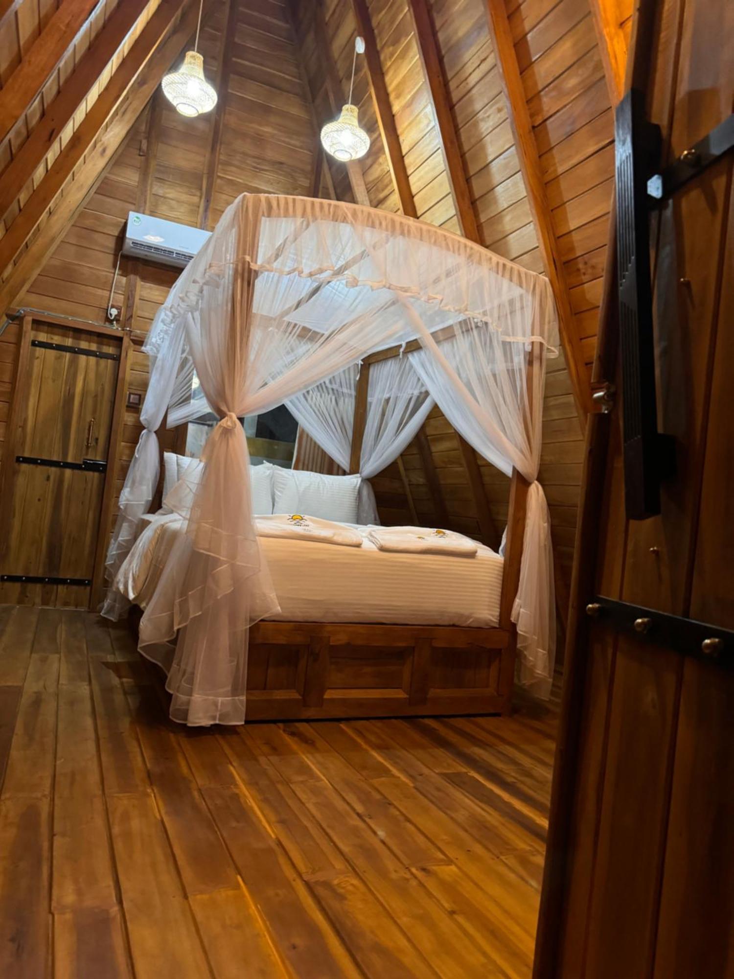 Sundown Lake Hotel & Spa Habarana Luaran gambar